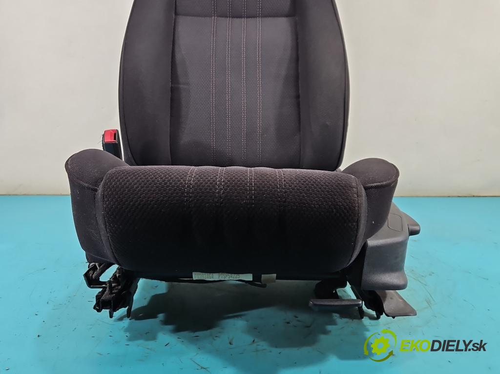 Alfa romeo 159 2.2 JTS 185 HP manual 136 kW 2198 cm3 4- Sedačka ľavý (Sedadlo)