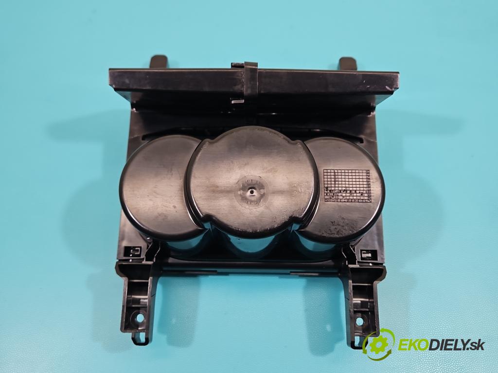 Skoda Superb III 2015-2024 2.0 tdi 190 HP automatic 140 kW 1968 cm3 5- Rukojeť: na nápoje: 3V0858329 (Držiak (úchyt) na nápoje)