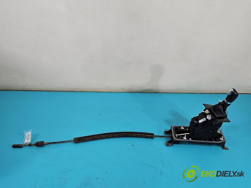 Skoda Superb III 2015-2024 2.0 tdi 190 HP automatic 140 kW 1968 cm3 5- Páka: Změny: stupeň,rýchlosť 3Q1713023Q (Rýchlostná páka (kulisa))