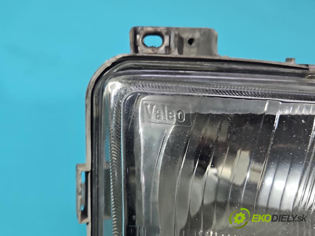 Vw LT II 1996-2006 2.5 tdi 109 HP manual 80 kW 2461 cm3 5- Reflektor: pravý  (Svetlo predné pravé)