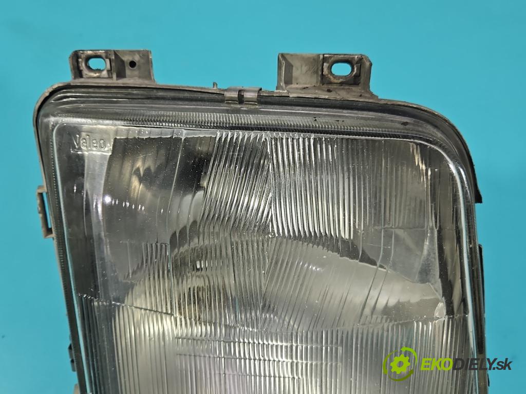 Vw LT II 1996-2006 2.5 tdi 109 HP manual 80 kW 2461 cm3 5- Reflektor: pravý  (Svetlo predné pravé)