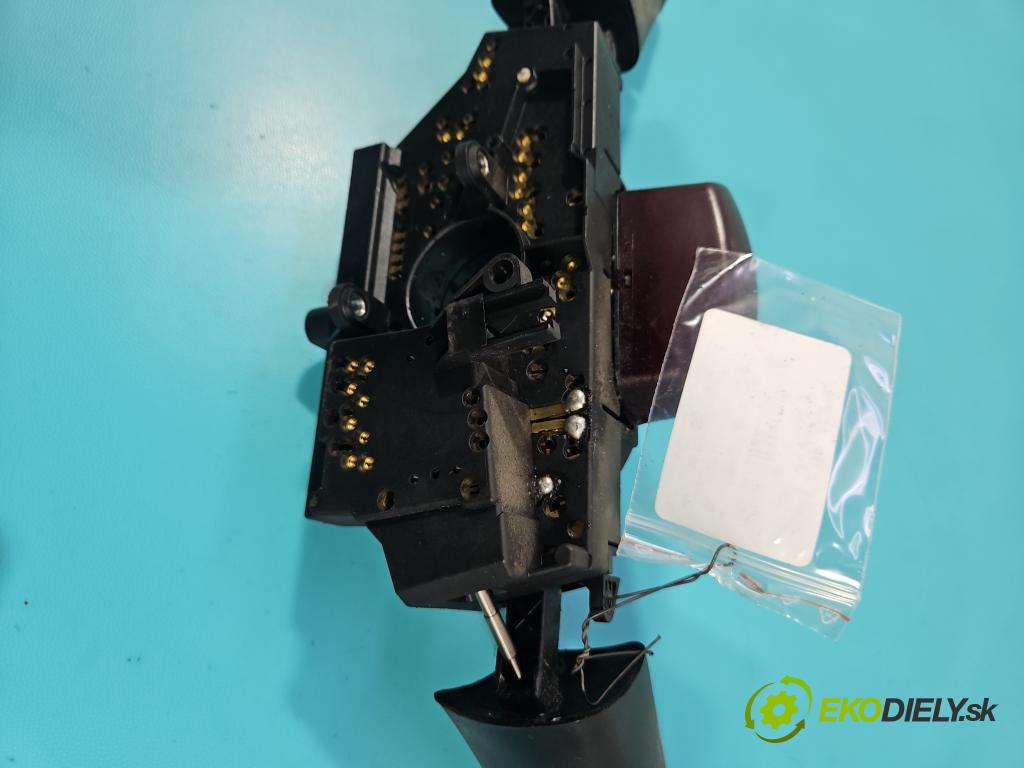 Vw LT II 1996-2006 2.5 tdi 109 HP manual 80 kW 2461 cm3 5- prepínač komplex:  (Prepínacie páčky pod volantom)