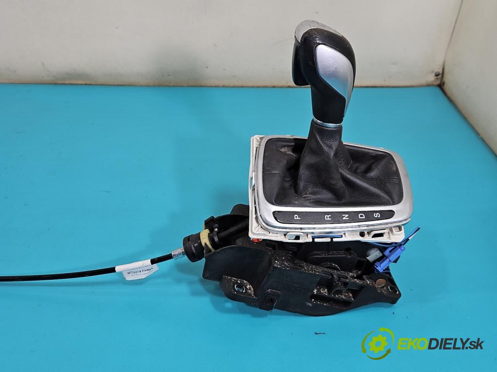 Ford Mondeo Mk5 2014-2022 2.0 tdci 179KM automatic 132 kW 1997 cm3 5- Páka: Změny: stupeň,rýchlosť DS7P-7K004-HD (Rýchlostná páka (kulisa))