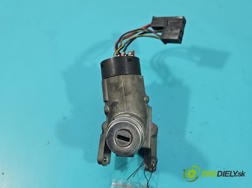 Vw LT II 1996-2006 2.5 TDI 95 HP manual 70 kW 2461 cm3 5- Spínačka  (Spínacia skrinka)