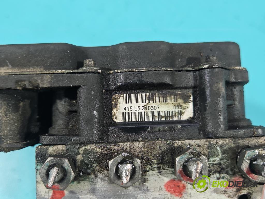 Vw Crafter 2006-2016 2.5 tdi 109 HP manual 80 kW 2461 cm3 4- čerpadlo abs 0265235031 (Pumpa ABS)