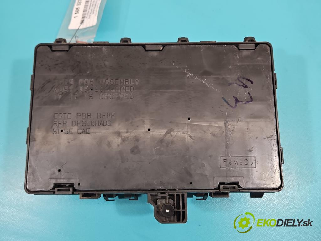 Ford Mondeo Mk5 2014-2022 2.0 tdci 179KM automatic 132 kW 1997 cm3 5- skříňka pojistková FG9T14A067EB (Pojistková skříňka)