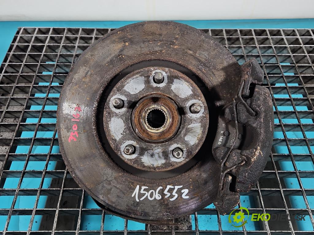 Mazda 5  2005-2010 2.0 16V 145 HP manual 107 kW 1999 cm3 5- náboj pravé  (Náboj kolesa)