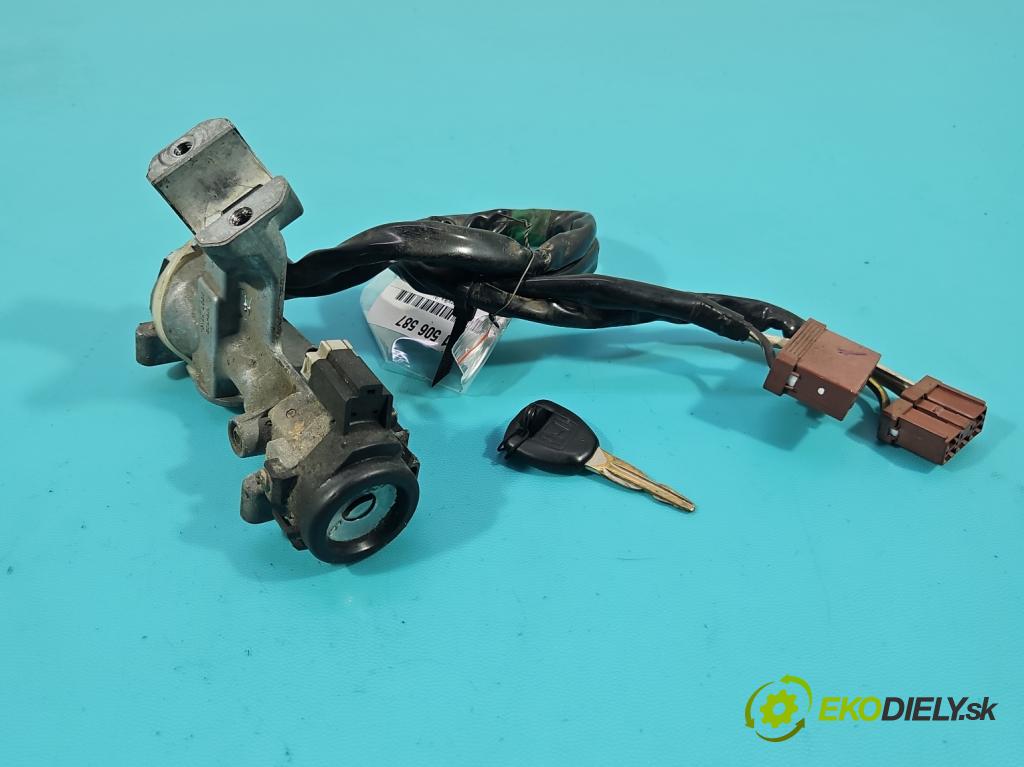 Honda Civic VI 1995-2001 1.4 16V 75 HP manual 55 kW 1396 cm3 3- Spínačka  (Spínacia skrinka)