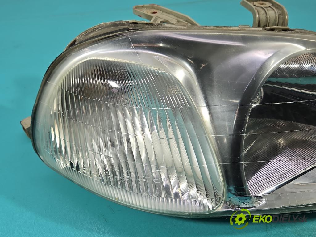 Honda Civic VI 1995-2001 1.4 16V 75 HP manual 55 kW 1396 cm3 3- Reflektor: pravý  (Svetlo predné pravé)