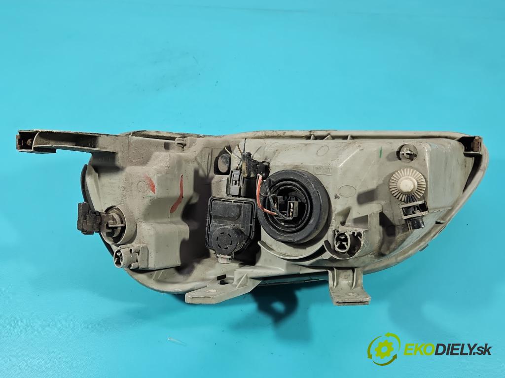 Honda Civic VI 1995-2001 1.4 16V 75 HP manual 55 kW 1396 cm3 3- Reflektor: pravý  (Svetlo predné pravé)