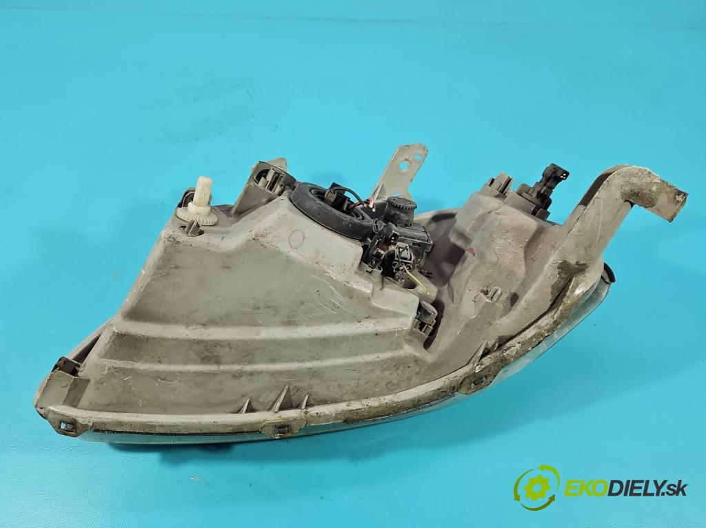 Honda Civic VI 1995-2001 1.4 16V 75 HP manual 55 kW 1396 cm3 3- Reflektor: pravý  (Svetlo predné pravé)