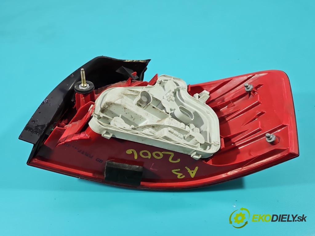 Audi A3 8P 2003-2012 1.6 FSI 116 HP manual 85 kW 1598 cm3 3- svetlo / reflektor zadné ľavé 8P0945095A (Kľučka dverí ostatné)