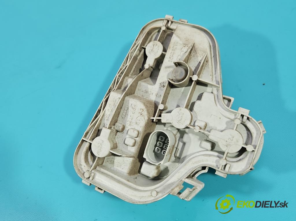 Audi A3 8P 2003-2012 1.6 FSI 116 HP manual 85 kW 1598 cm3 3- svetlo / reflektor zadné ľavé 8P0945095A (Kľučka dverí ostatné)