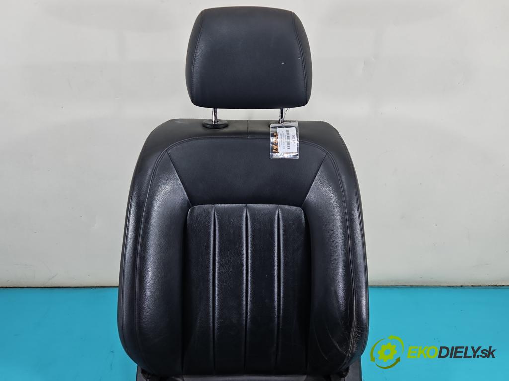 Mercedes CLS II C218 2010-2018 3.0 cdi 265KM automatic 195 kW 2987 cm3 4- Sedačka ľavý  (Sedadlo)