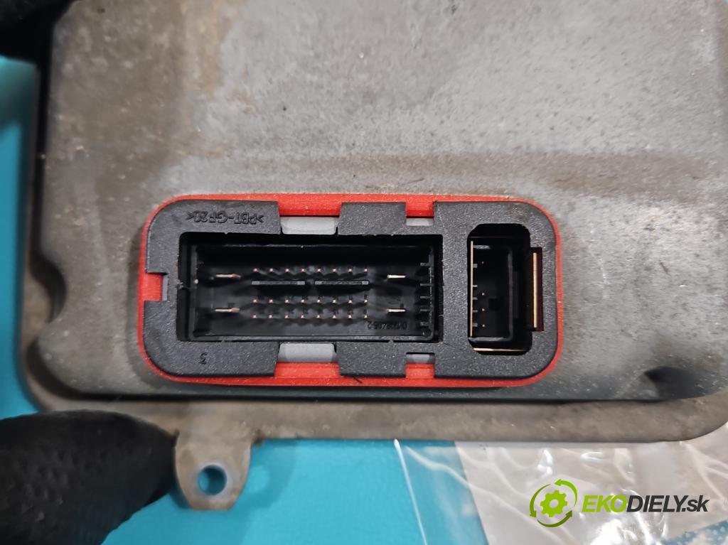 Mercedes CLS II C218 2010-2018 3.0 cdi (642853) 265KM automatic 195 kW 2987 cm3 4- střídač: xenon A2188202126 (Riadiaca jednotka xenónu)