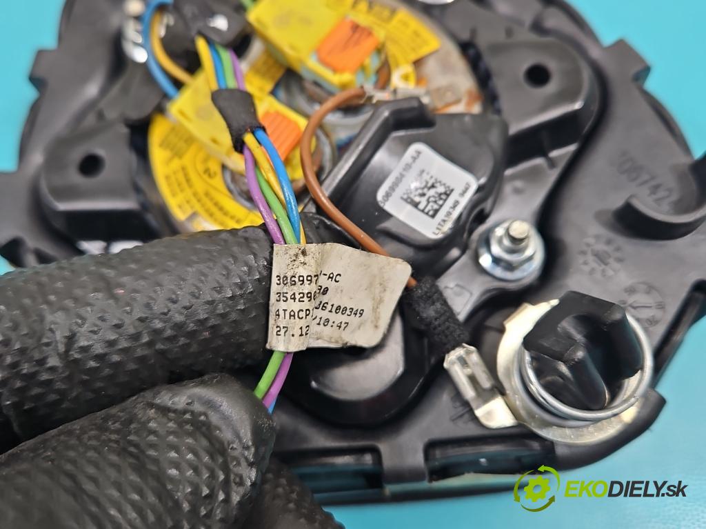 Mercedes CLS II C218 2010-2018 3.0 cdi 265KM automatic 195 kW 2987 cm3 4- Polštář: vzduch: Řidič: 307062999162 (Airbag)