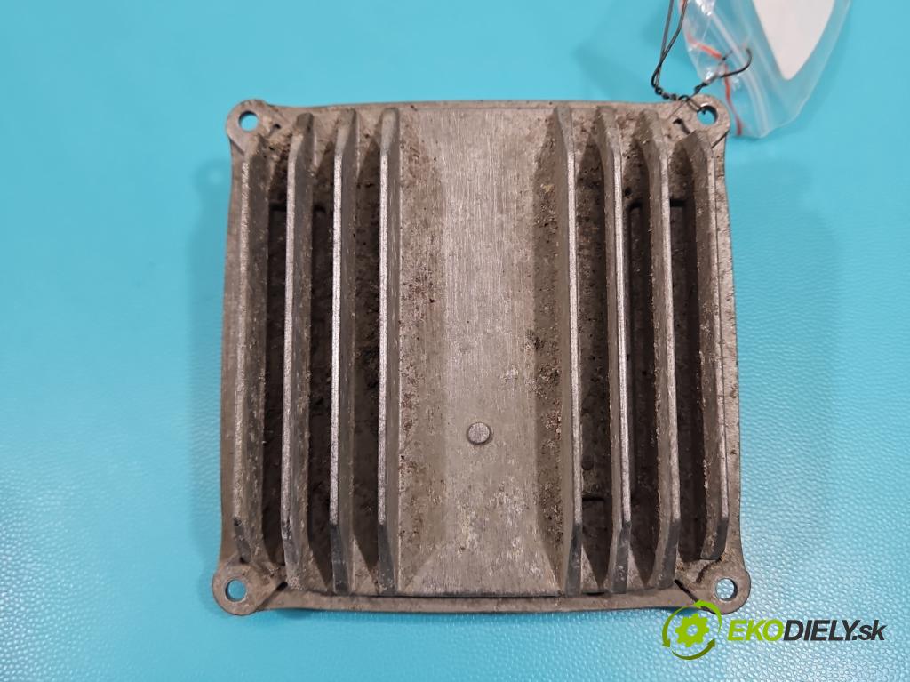 Mercedes CLS II C218 2010-2018 3.0 cdi (642853) 265KM automatic 195 kW 2987 cm3 4- střídač: xenon A2189009700 (Riadiaca jednotka xenónu)