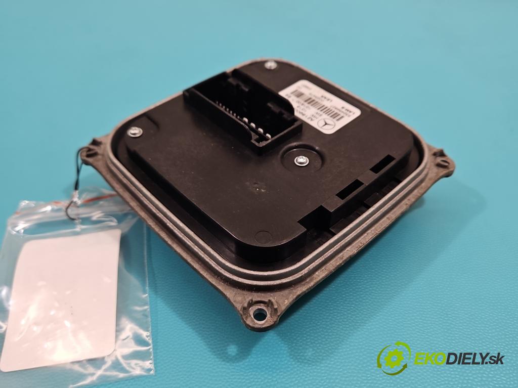 Mercedes CLS II C218 2010-2018 3.0 cdi (642853) 265KM automatic 195 kW 2987 cm3 4- střídač: xenon A2189009700 (Riadiaca jednotka xenónu)