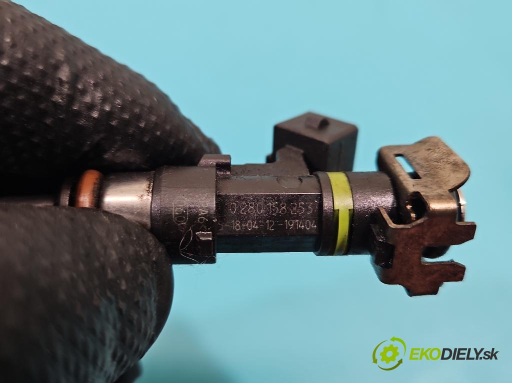 Lancia Delta III 2008-2014 1.4 T 120 HP manual 88 kW 1368 cm3 5- vstrek  (Vstrekovač paliva)