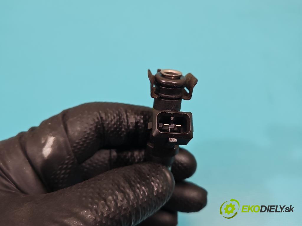 Lancia Delta III 2008-2014 1.4 T 120 HP manual 88 kW 1368 cm3 5- vstrek  (Vstrekovač paliva)