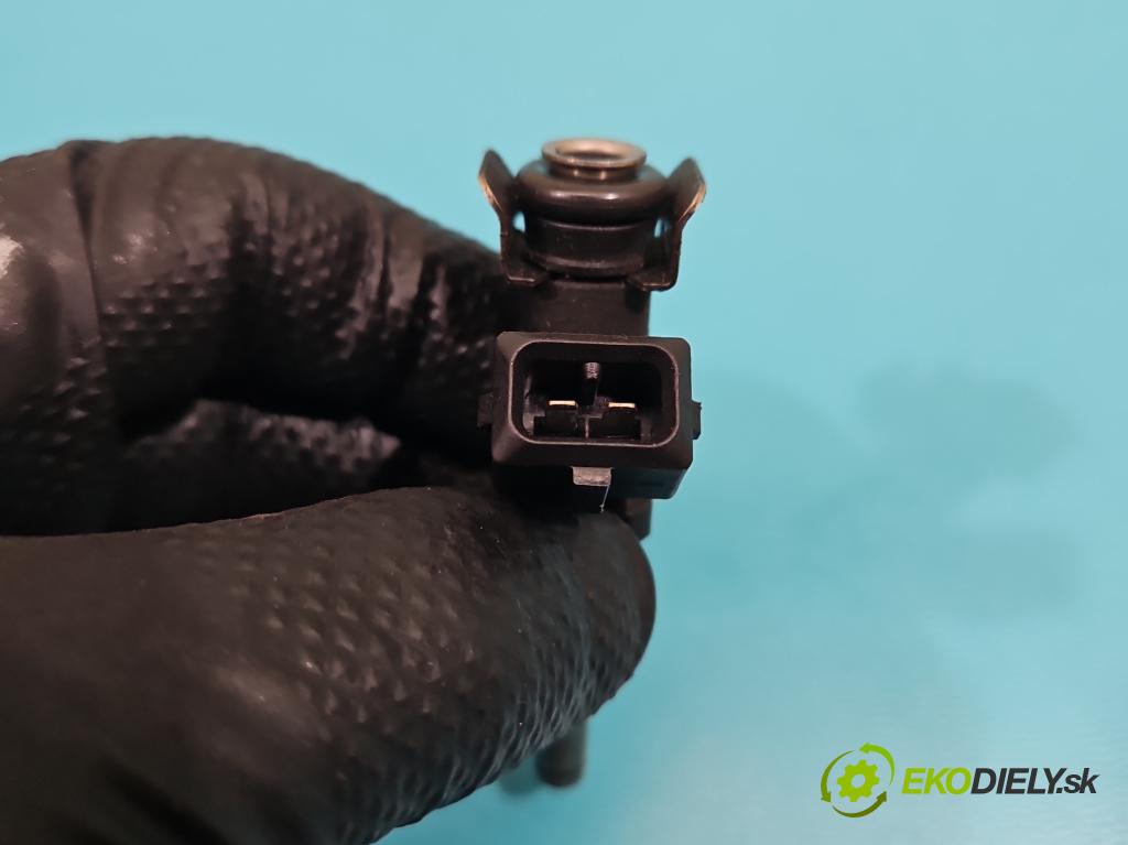 Lancia Delta III 2008-2014 1.4 T 120 HP manual 88 kW 1368 cm3 5- vstrek 0280158253 (Vstrekovač paliva)