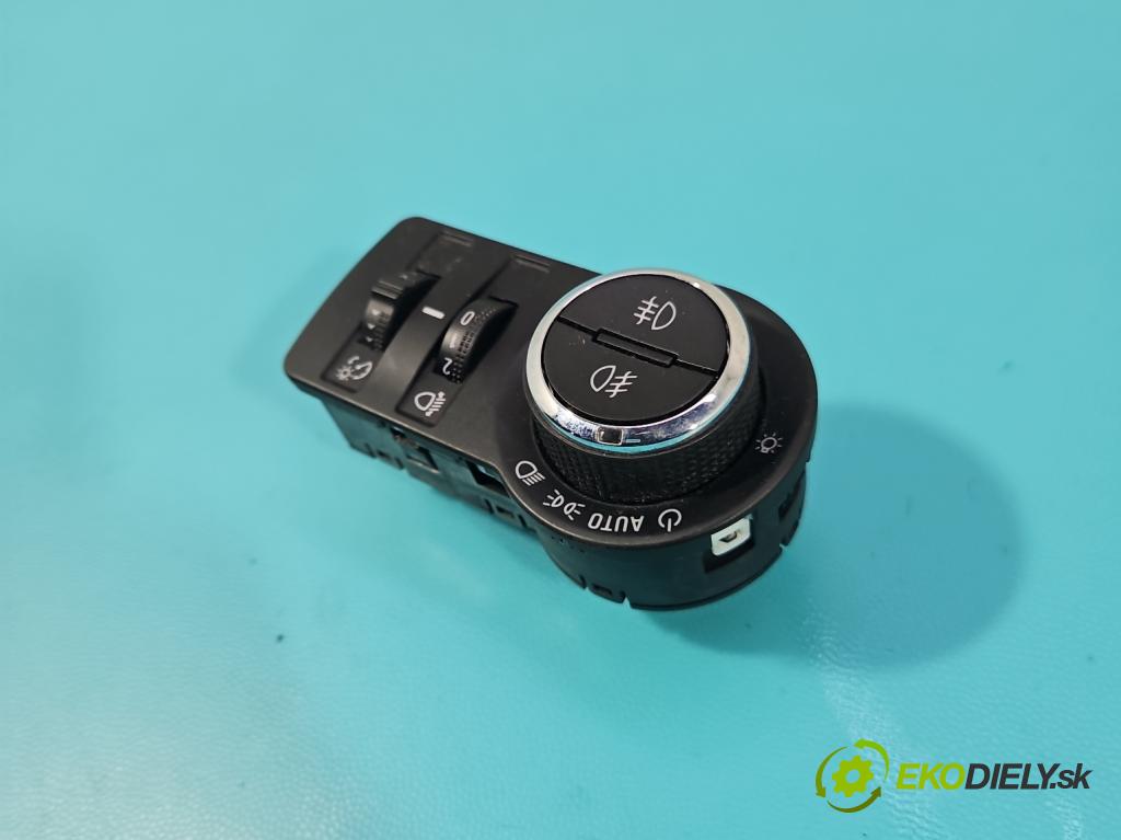 Opel Mokka A 2012-2019 1.4 T 140 hp manual 103 kW 1364 cm3 5- Přepínač světel na deska: 95297422