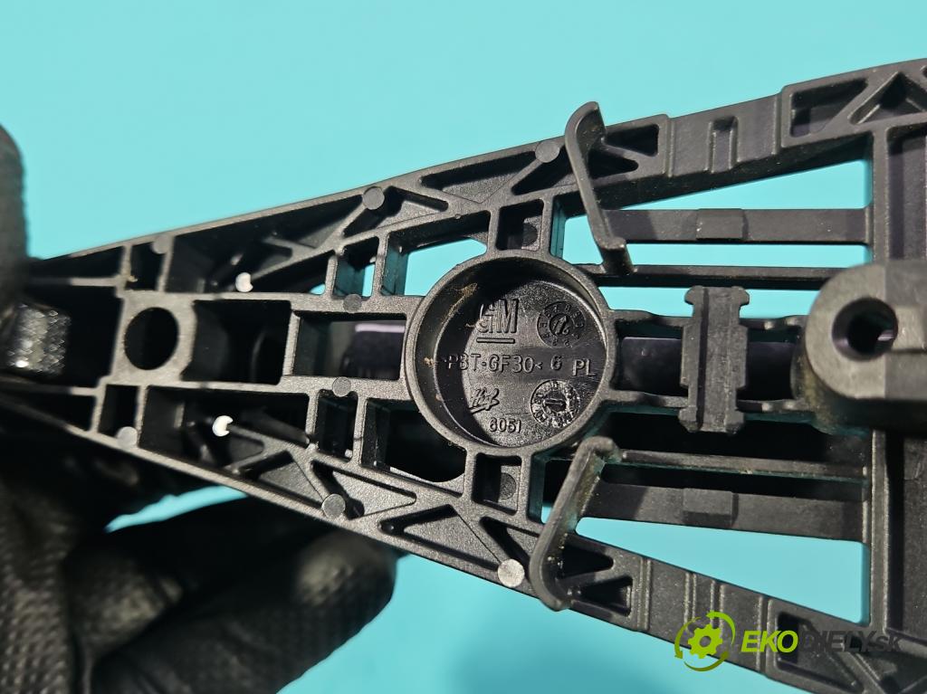 Opel Mokka A 2012-2019 1.4 T 140 hp manual 103 kW 1364 cm3 5- klika přední levé 13576845 (Vnější přední levá klika dveří)