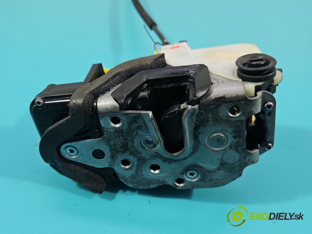 Opel Mokka A 2012-2019 1.4 T 140 hp manual 103 kW 1364 cm3 5- zámek zadní levý 13579545