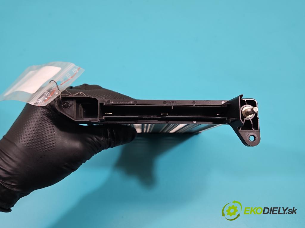 Skoda Superb III 2015-2024 2.0 tdi 190 hp automatic 140 kW 1968 cm3 5- radiátor CZ013410-0692 (Radiátor topení)