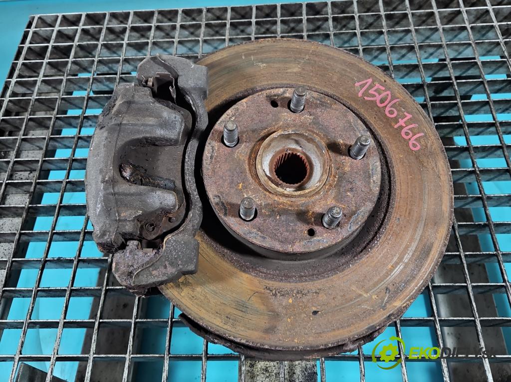 Toyota Avensis II T25 2003-2008 2.2 D-CAT 177 HP manual 130 kW 2231 cm3 5- náboj ľavé  (Náboj kolesa)