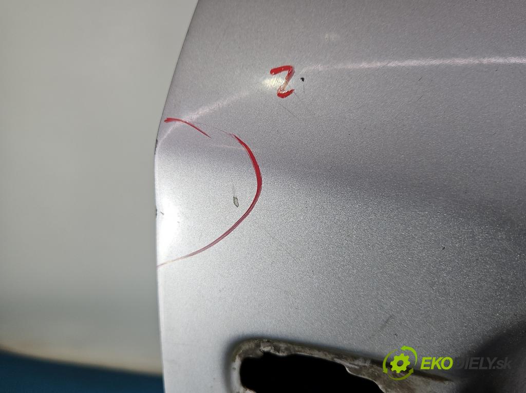 Toyota Rav4 III 2005-2012 2.2 D4D 136hp manual 100 kW 2231 cm3 5- zadní kufrové dveře  (Zadní kapota (kufr))