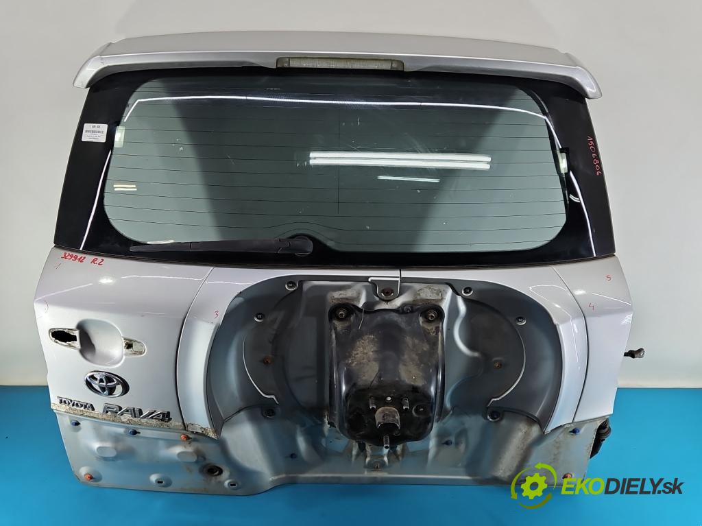 Toyota Rav4 III 2005-2012 2.2 D4D 136hp manual 100 kW 2231 cm3 5- zadní kufrové dveře  (Zadní kapota (kufr))
