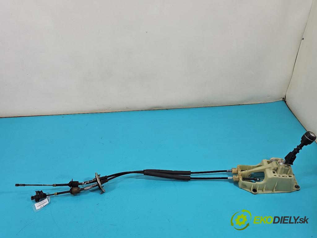 Alfa romeo 159 2.2 JTS 185 HP manual 136 kW 2198 cm3 4- Páka: Změny: stupeň,rýchlosť 55348653 (Rýchlostná páka (kulisa))