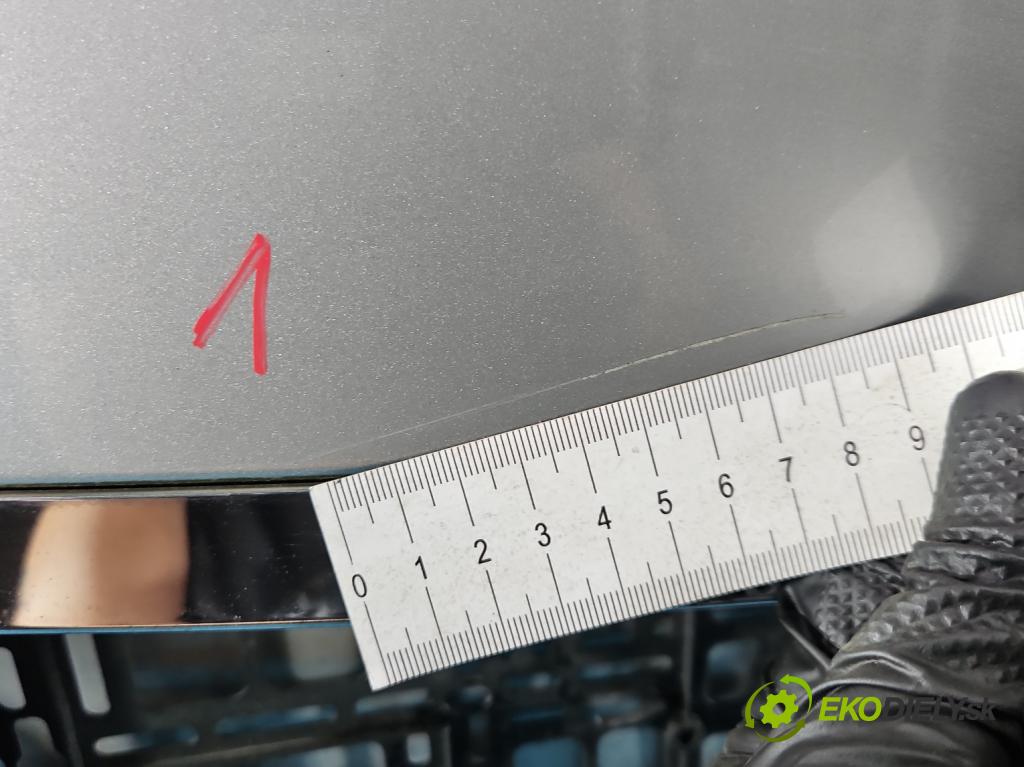 Mercedes CLS II C218 2010-2018 3.0 cdi 265KM automatic 195 kW 2987 cm3 4- zadní kufrové dveře  (Zadní kapota (kufr))