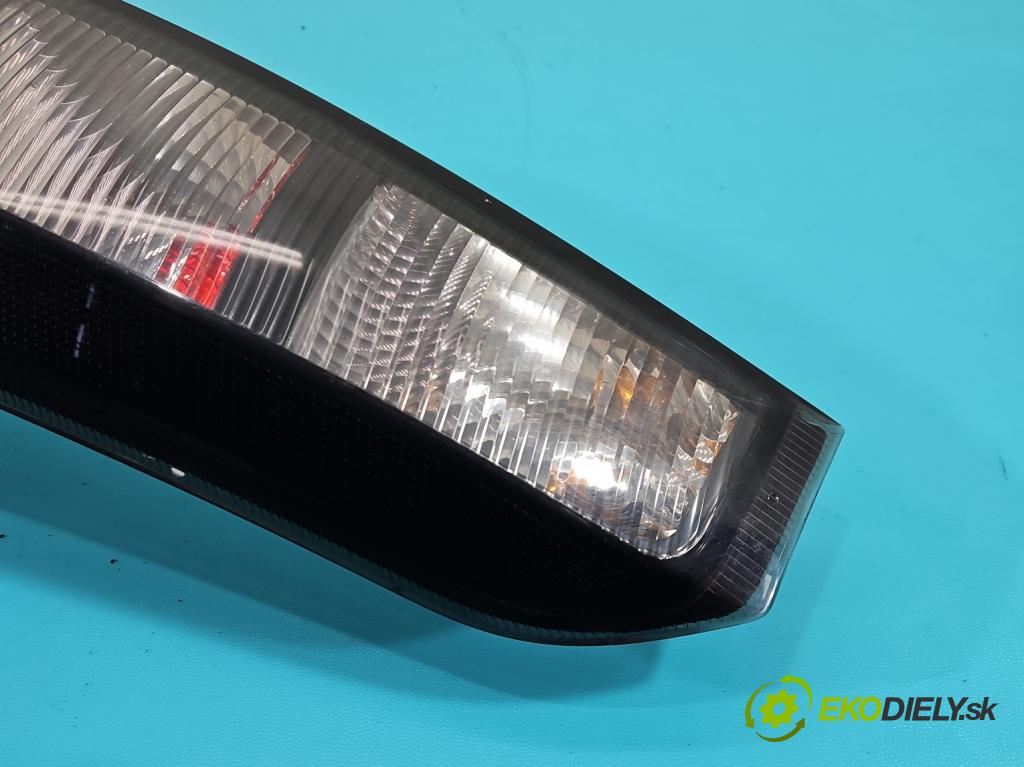 Opel Meriva A 2002-2010 1.4 16V 90 hp manual 66 kW 1364 cm3 5- světlo zadní pravé  (Klika dveří ostatní)