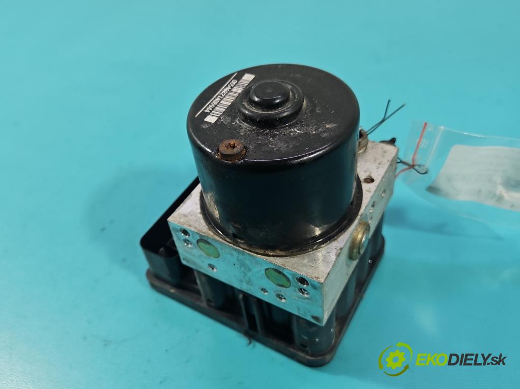 Audi A3 8P 2003-2012 1.6 FSI 116 HP manual 85 kW 1598 cm3 3- čerpadlo abs 1K0614517H (Pumpa ABS)