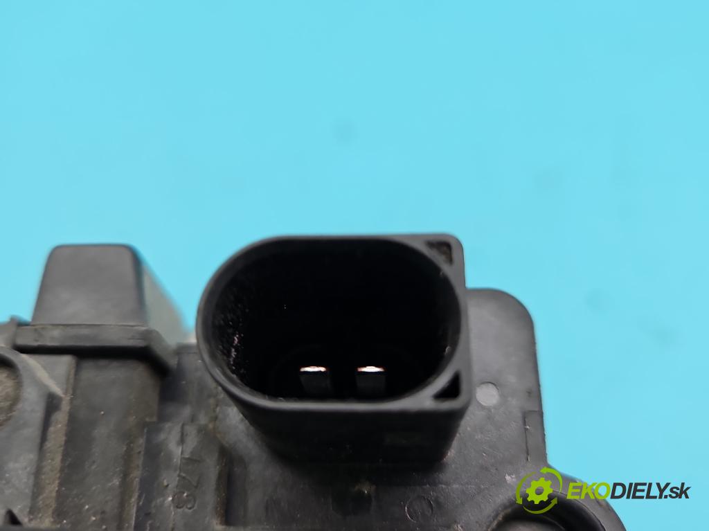 Audi A3 8P 2003-2012 1.6 FSI 116 HP manual 85 kW 1598 cm3 3- Alternator 03C903023D (Alternátor)