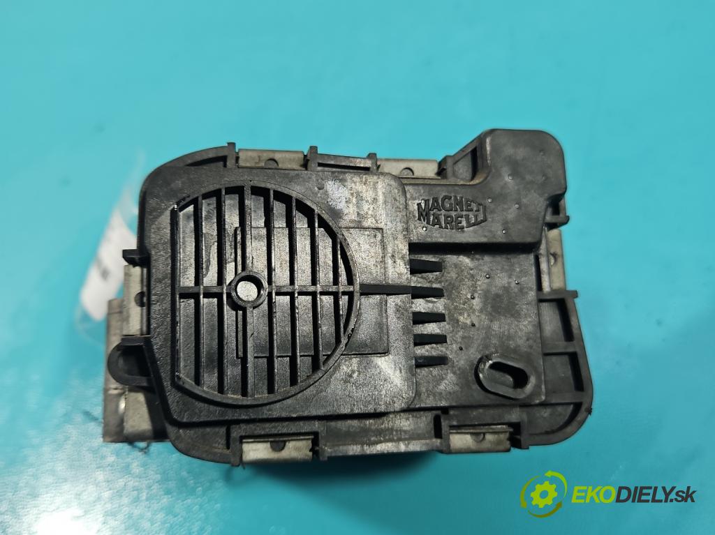 Audi A3 8P 2003-2012 1.6 FSI 116 HP manual 85 kW 1598 cm3 3- klapka 03C133062A (Škrtiaca klapka)