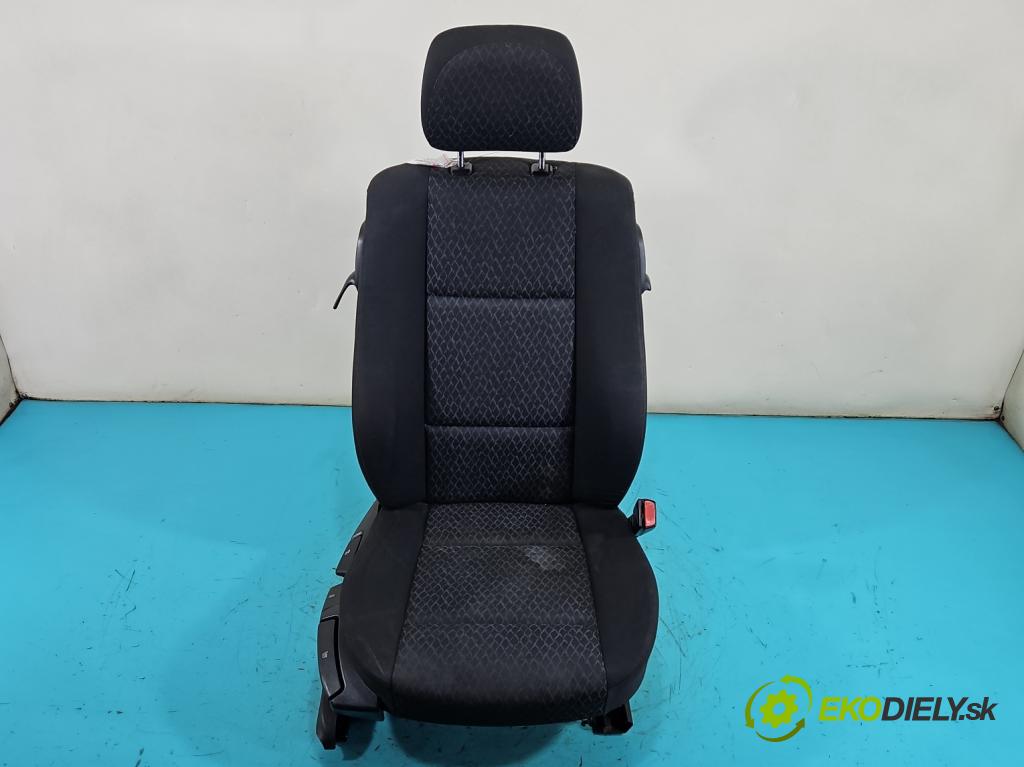 Bmw 3 E46 1998-2007 1.8 116 HP manual 85 kW 1796 cm3 3- Sedačka pravý  (Sedadlo)