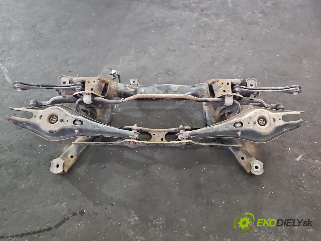 Skoda Superb III 2015-2024 2.0 tdi 190 hp automatic 140 kW 1968 cm3 5- zadní výztuha 5Q0505235J (Zadní výztuha)