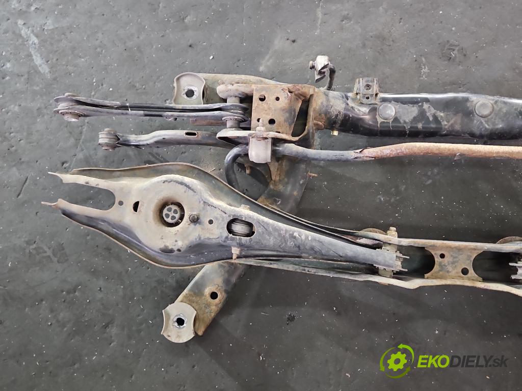 Skoda Superb III 2015-2024 2.0 tdi 190 hp automatic 140 kW 1968 cm3 5- zadní výztuha 5Q0505235J (Zadní výztuha)