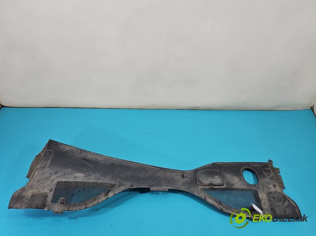 Audi A6 C7 2011-2018 3.0 tdi 204 HP automatic 150 kW 2967 cm3 4- torpédo 4G8819447 (Torpédo (plast pod čelným sklom))