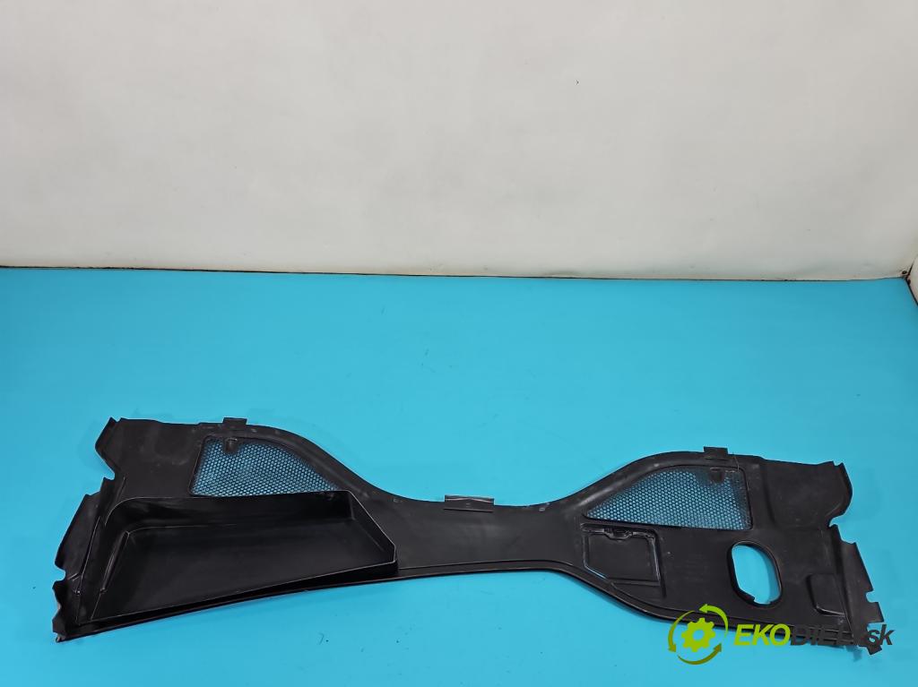 Audi A6 C7 2011-2018 3.0 tdi 204 HP automatic 150 kW 2967 cm3 4- torpédo 4G8819447 (Torpédo (plast pod čelným sklom))