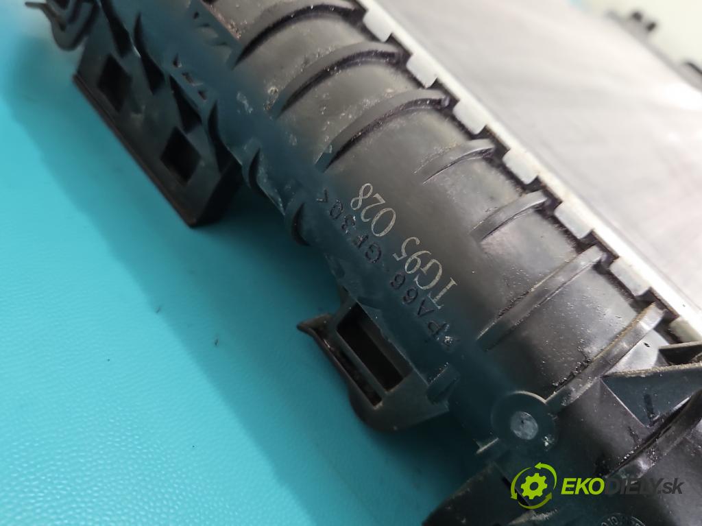 Audi A6 C7 2011-2018 3.0 tdi 204 hp automatic 150 kW 2967 cm3 4- Chladič vody  (Vodní chladič)