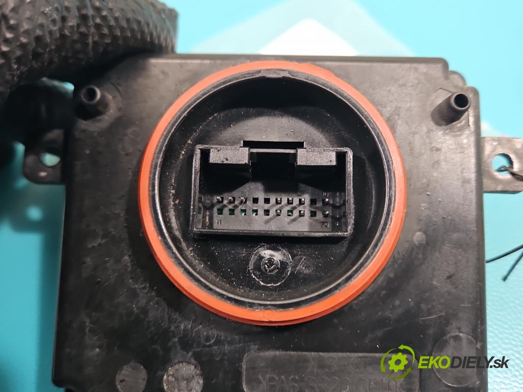 Audi A6 C7 2011-2018 3.0 tdi 204 HP automatic 150 kW 2967 cm3 4- střídač: xenon 4G0907397D (Riadiaca jednotka xenónu)