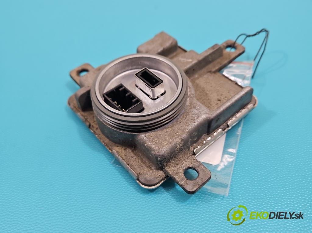 Audi A6 C7 2011-2018 3.0 tdi 204 HP automatic 150 kW 2967 cm3 4- střídač: xenon 8K0941597E (Riadiaca jednotka xenónu)