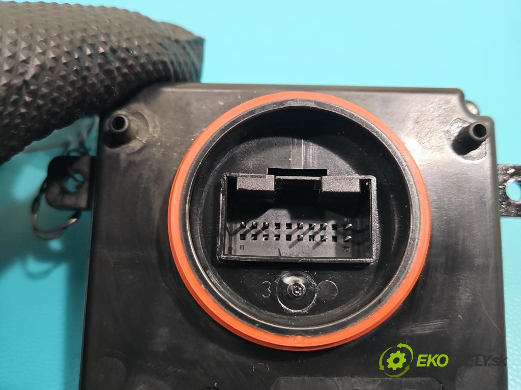 Audi A6 C7 2011-2018 3.0 tdi 204 HP automatic 150 kW 2967 cm3 4- střídač: xenon 4G0907397D (Riadiaca jednotka xenónu)