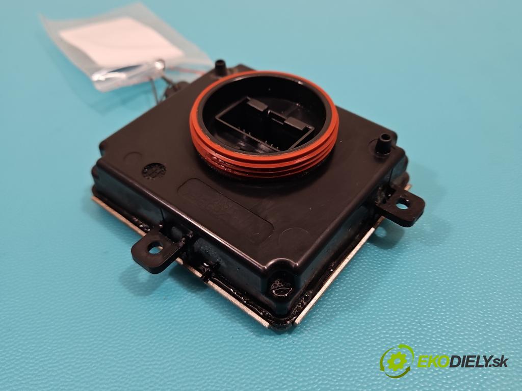 Audi A6 C7 2011-2018 3.0 tdi 204 HP automatic 150 kW 2967 cm3 4- střídač: xenon 4G0907397D (Riadiaca jednotka xenónu)