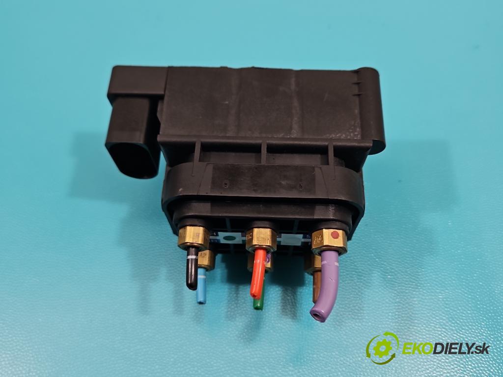 Audi A6 C7 2011-2018 3.0 tdi 204 hp automatic 150 kW 2967 cm3 4- Distributor: 4H0616013