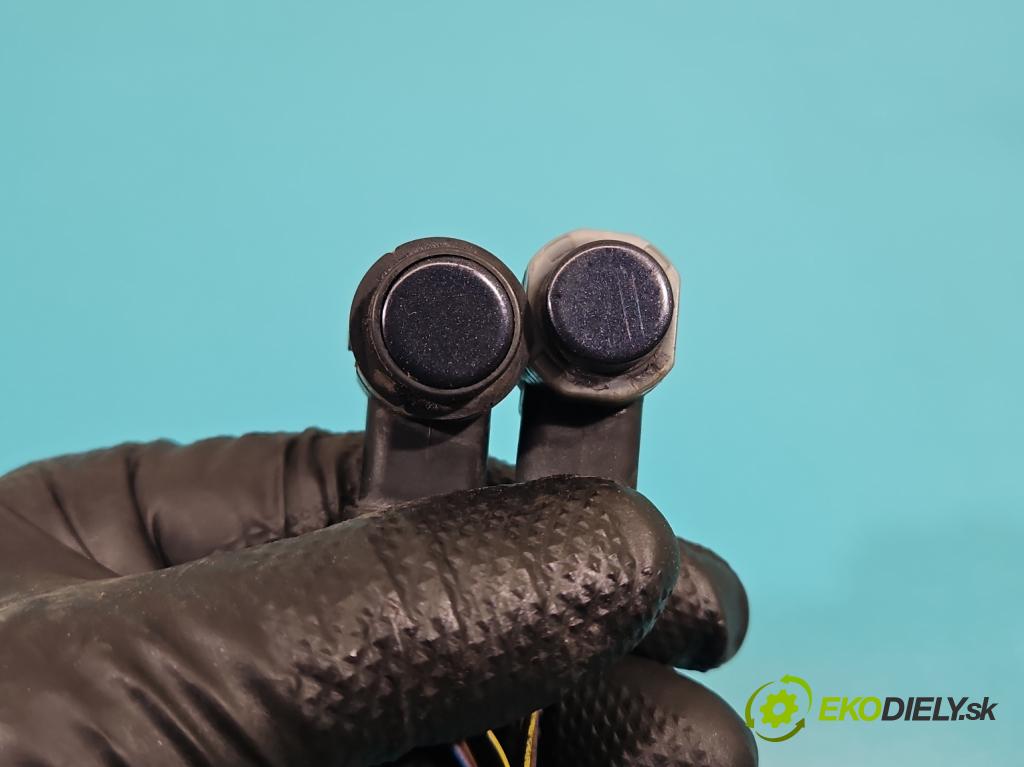 Audi A6 C7 2011-2018 3.0 tdi 204 HP automatic 150 kW 2967 cm3 4- snímač parkovaní: 4G5971095